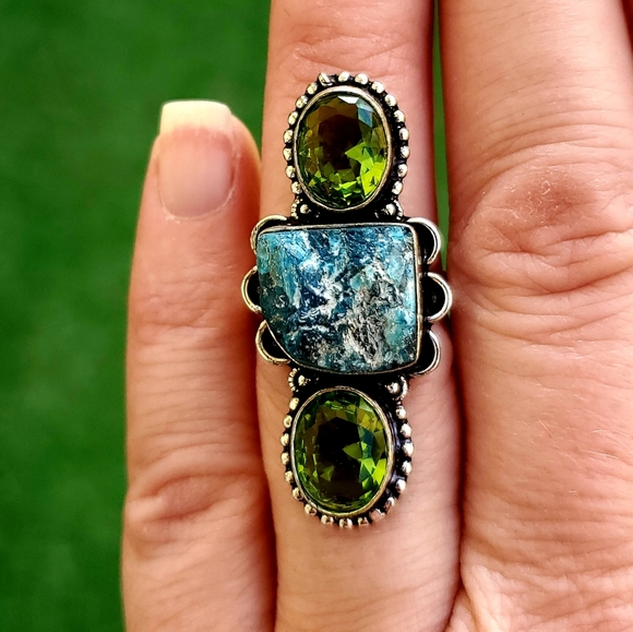 New Rough Blue Kyanite & Peridot 925 Silver Ring. - Picture 8 of 8